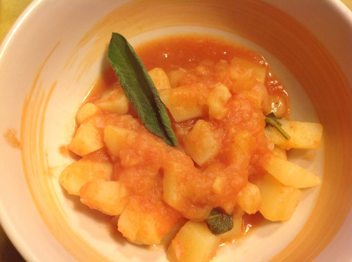 patate novelle al pomodoro