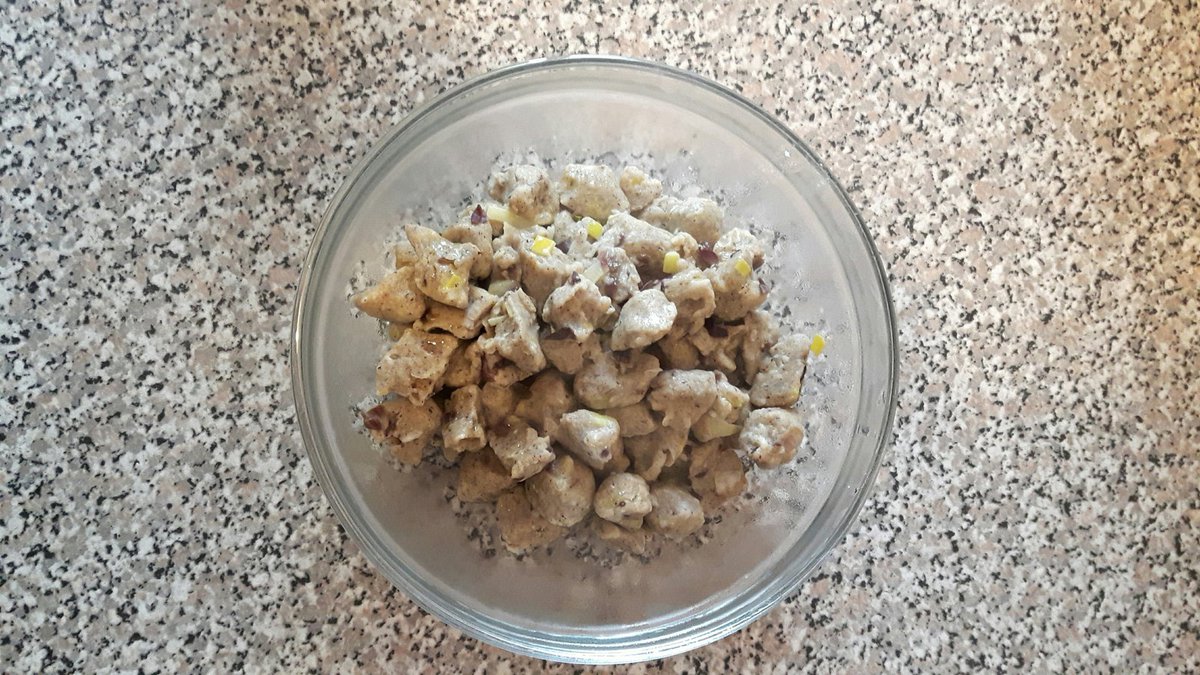 Gnocchi ricotta e radicchio al profumo di porro
